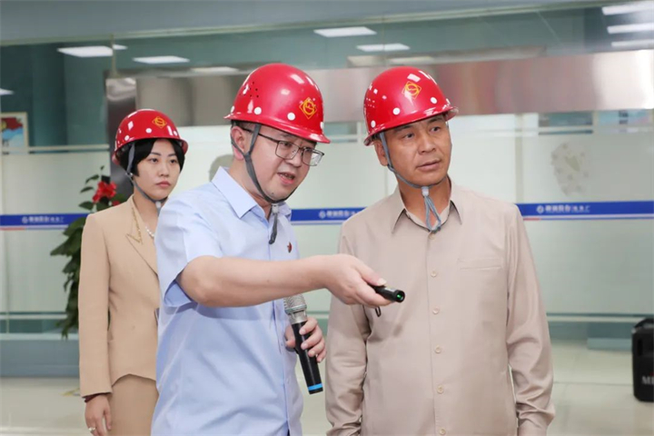 1661202615318384641.jpg 1661202615318384641.jpg