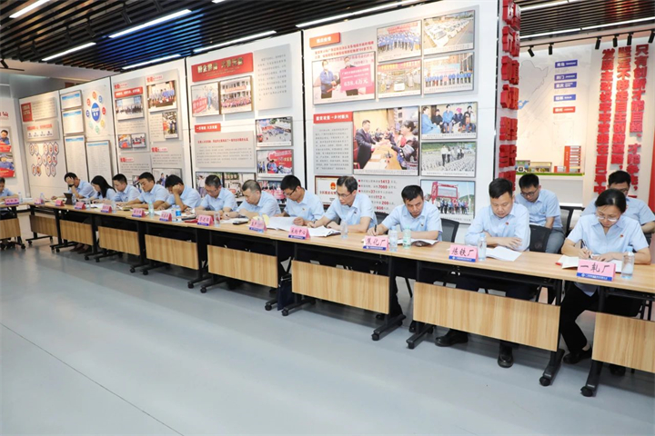 1664453000598450178.jpg 1664453000598450178.jpg